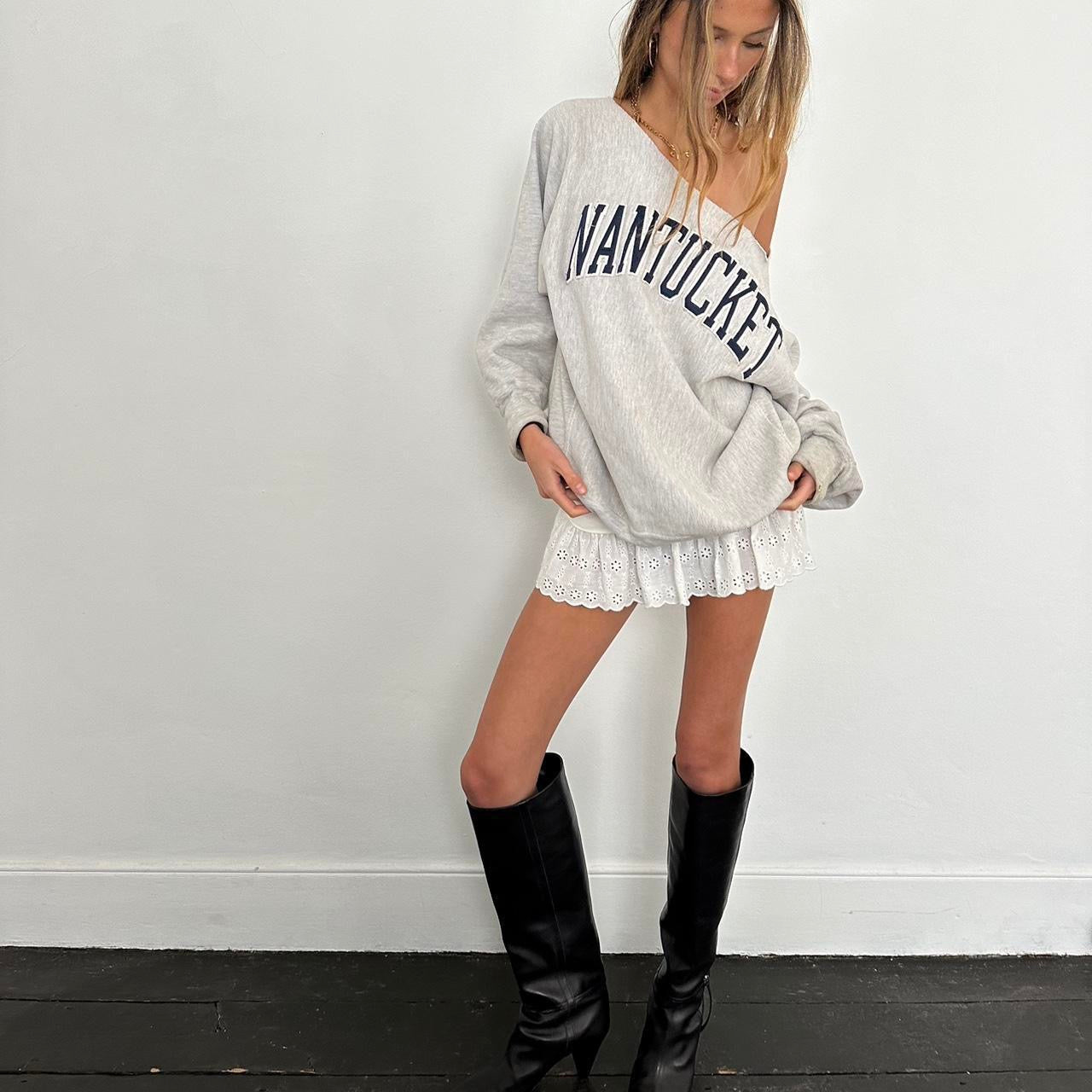Vintage Nantucket grey sweatshirt East coast girl aesthetic ⚓️ ⛵️🦞🪻