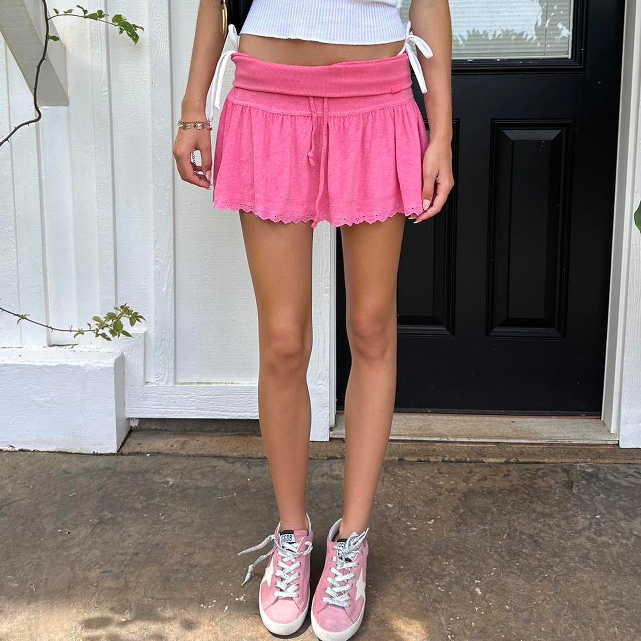 Vintage early 2000s pink mini skirt