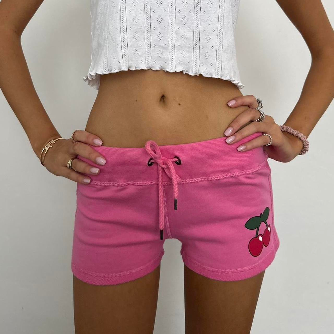 Vintage pink cherry š shorts