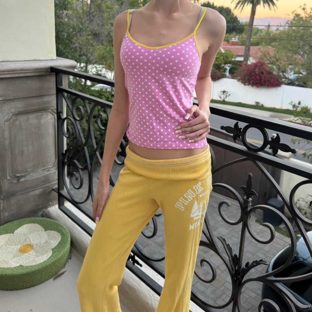 Vintage 2000’s Victorias Secret yellow sweatpants