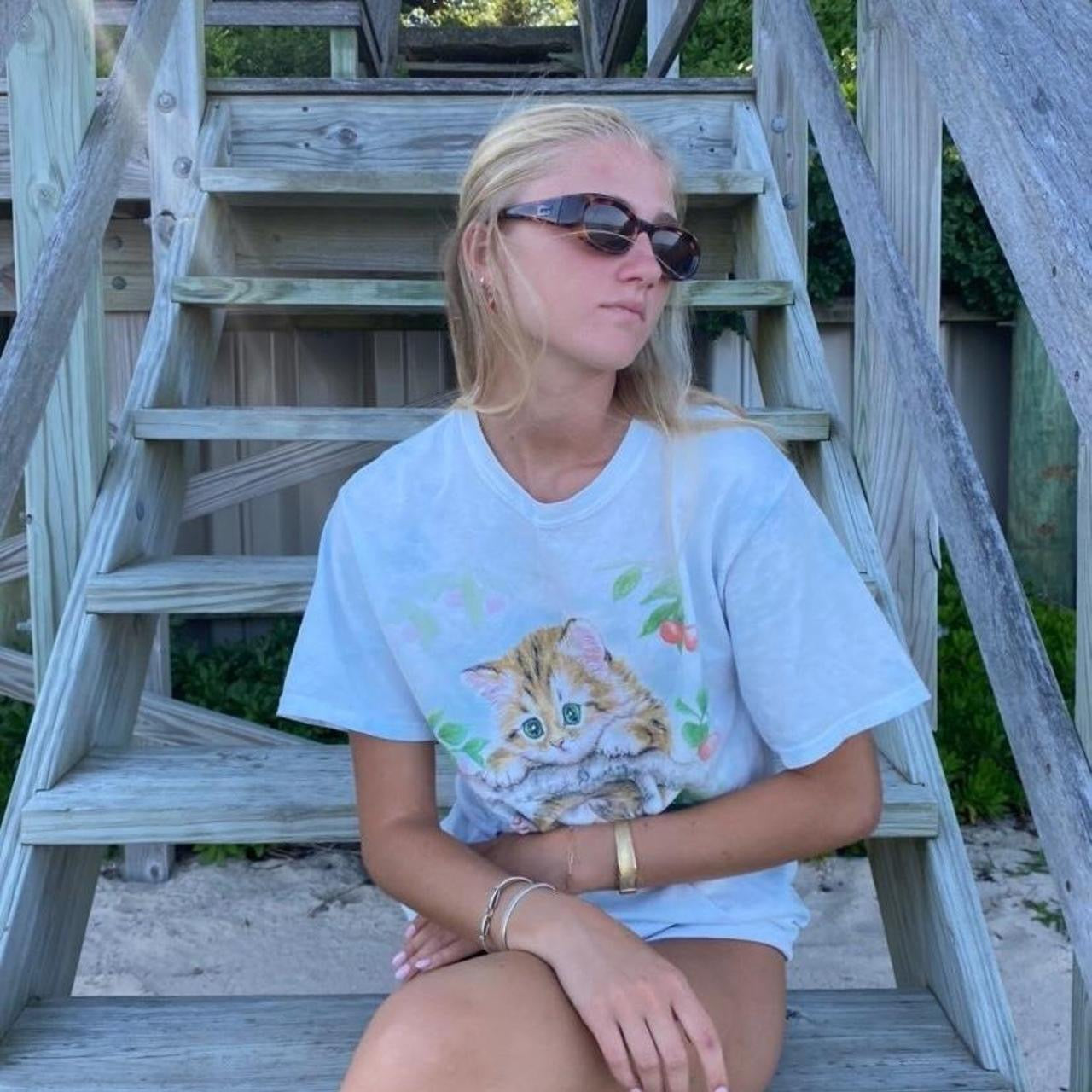 Vintage cute kitten and cherries 🍒 oversized tee