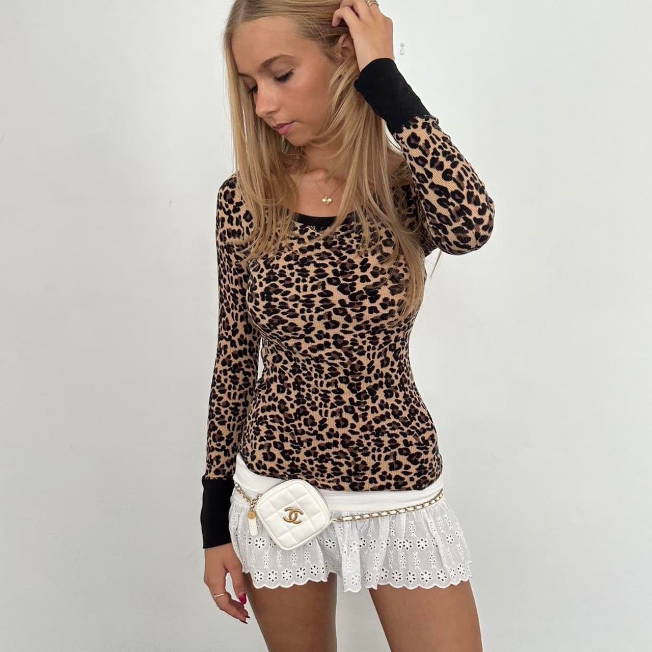 Vintage 2000s leopard long sleeve top