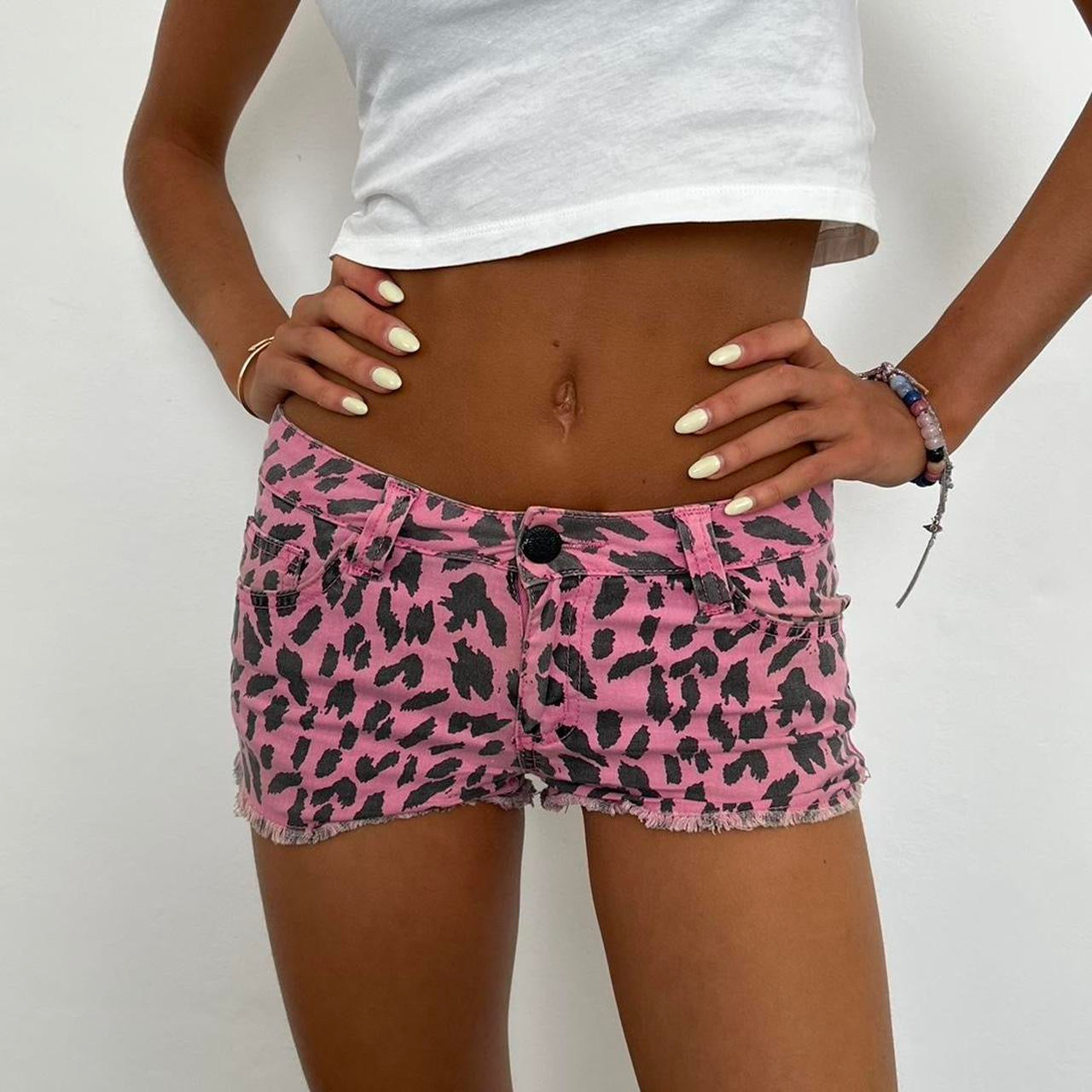 Vintage pink leopard shorts