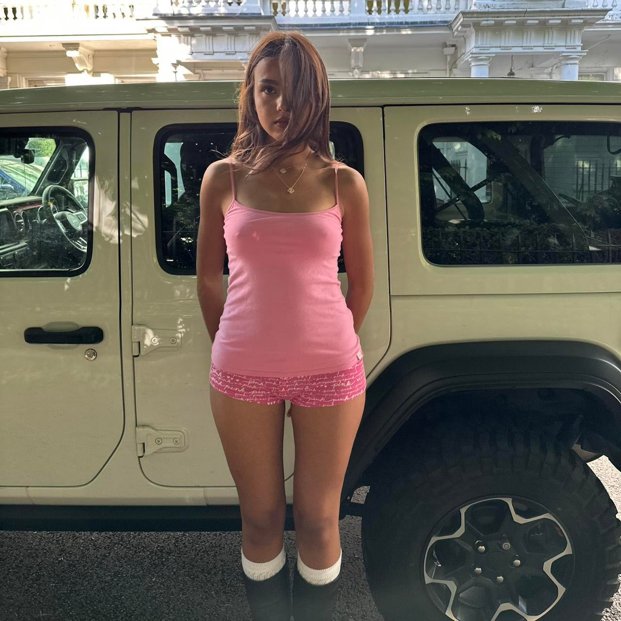 Vintage 2000’s Victoria’s Secret pink cami top
