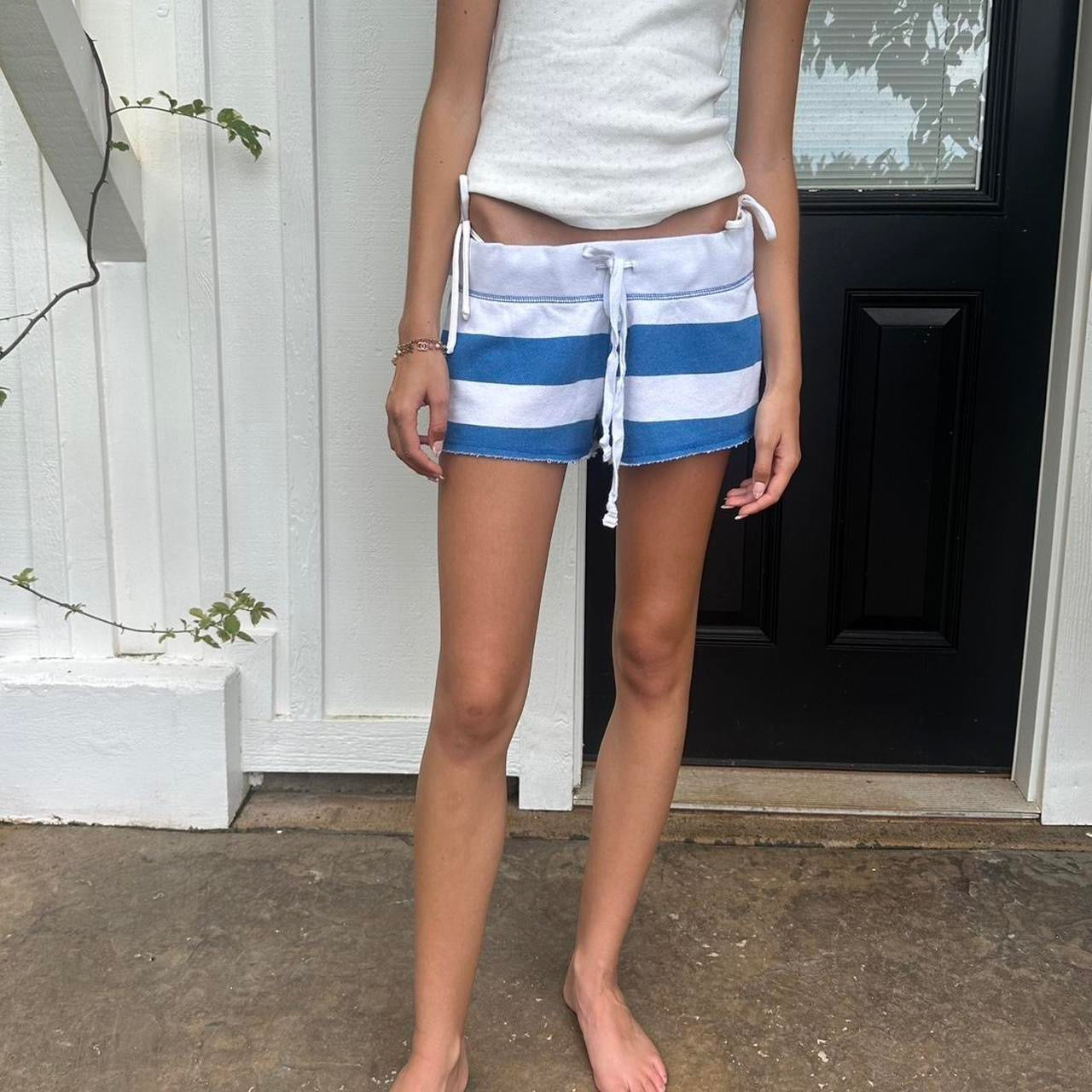 Vintage Victoria’s Secret 2000’s white & blue shorts