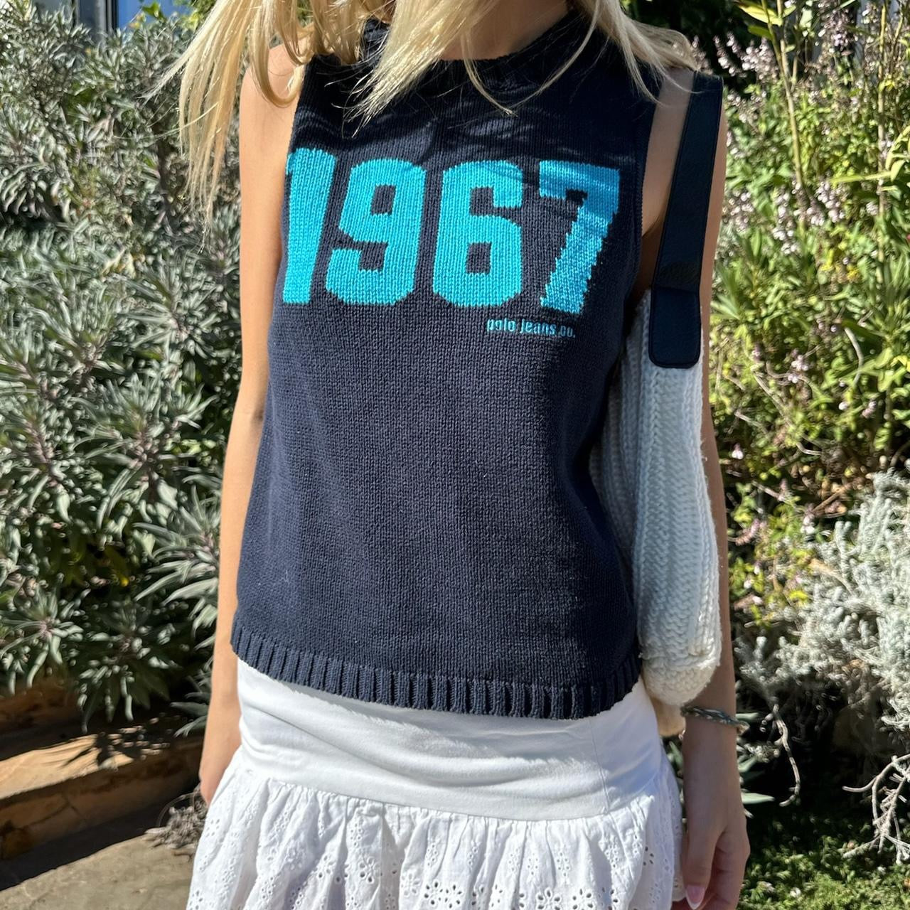 Vintage 1990ās Ralph Lauren dreamy knit sleeveless sweater