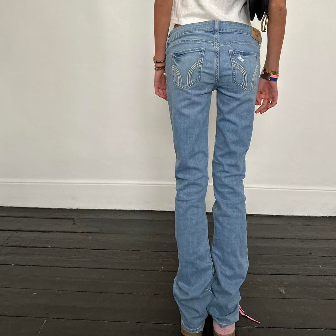 Vintage Hollister 2000’s blue distressed jeans 🩵