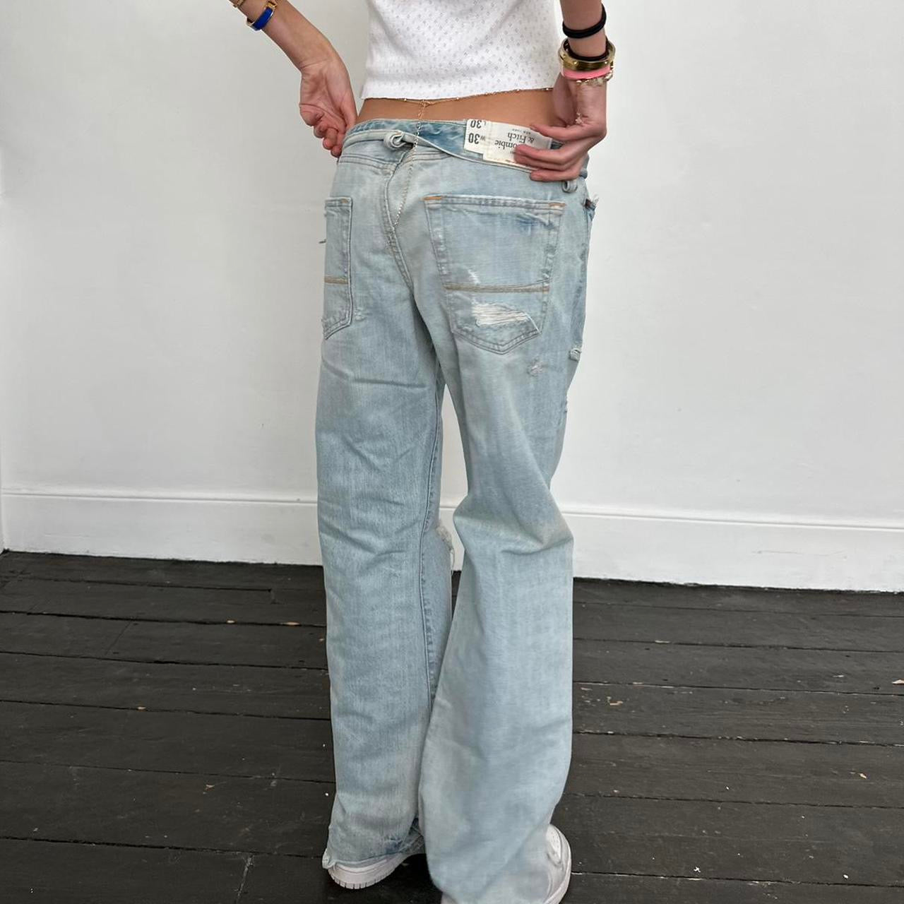 Vintage Abercrombie and Fitch early 2000s boyfriend fit distressed jeans 🩵