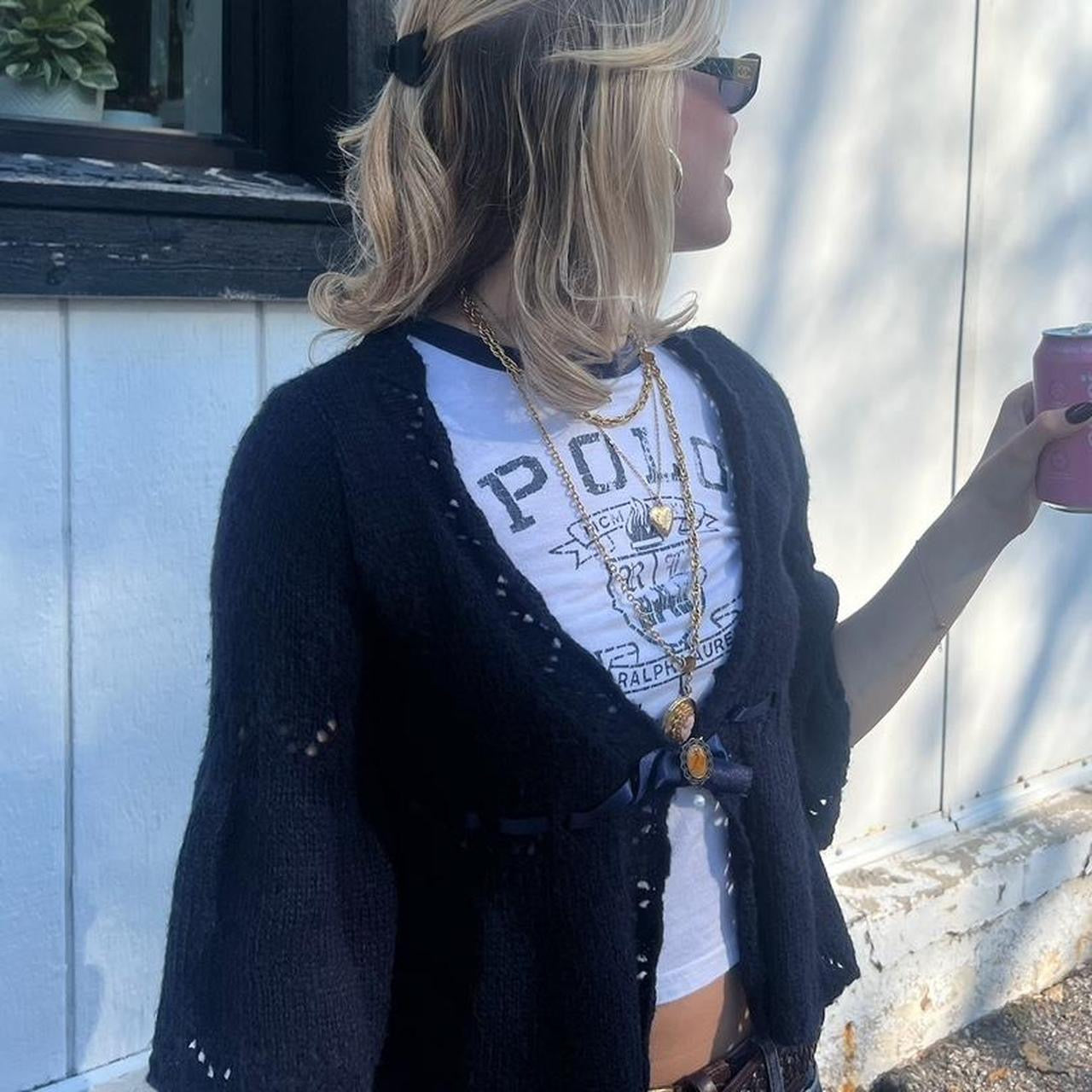 Vintage 90’s navy knitted cardigan