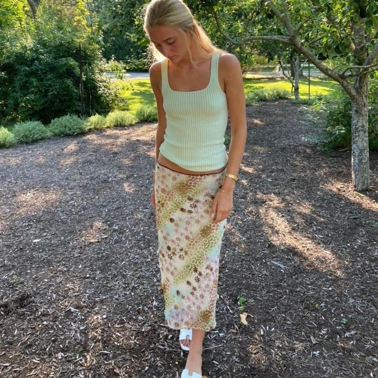 Vintage 90s floral print skirt