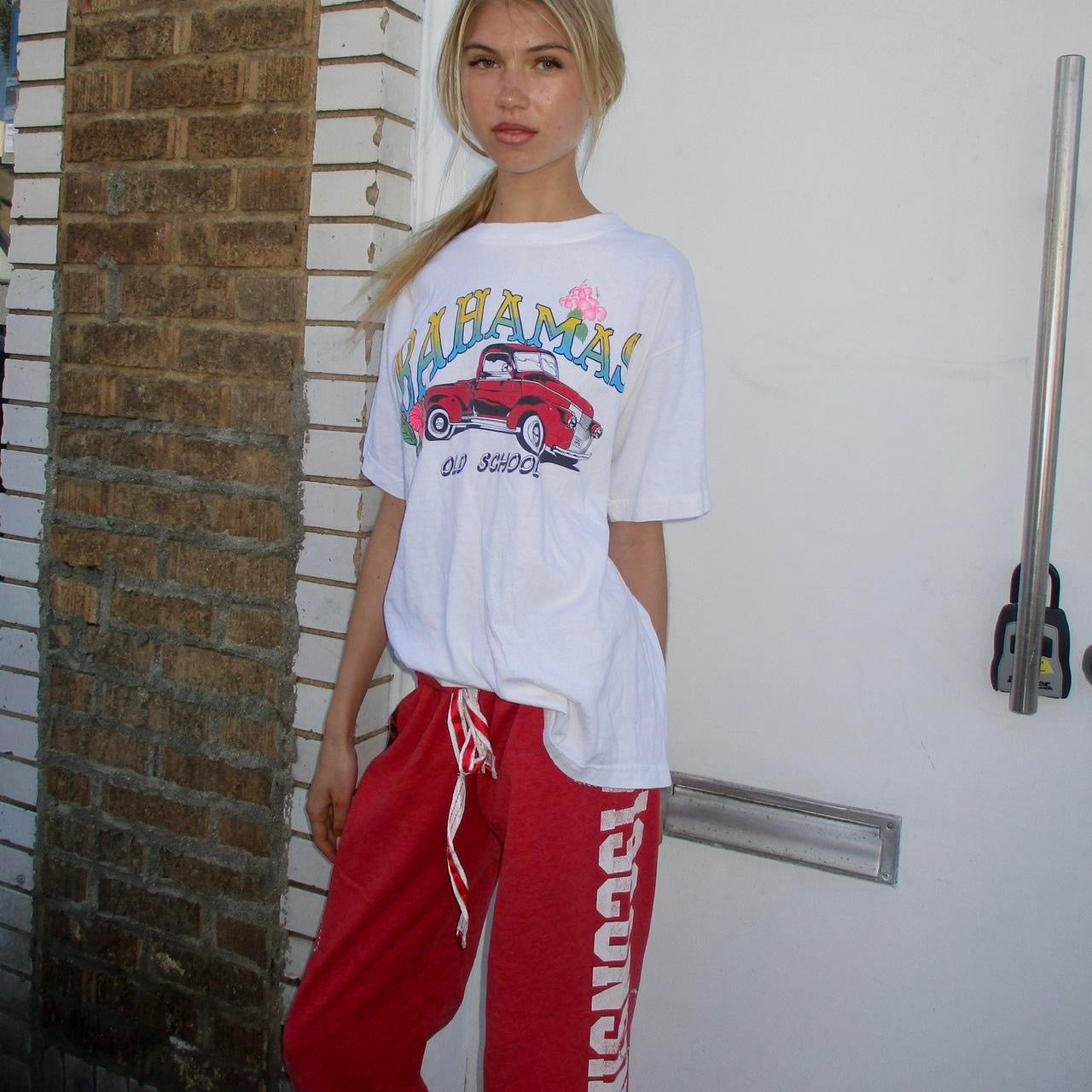 Vintage 90’s Bahamas graphic fun T-shirt