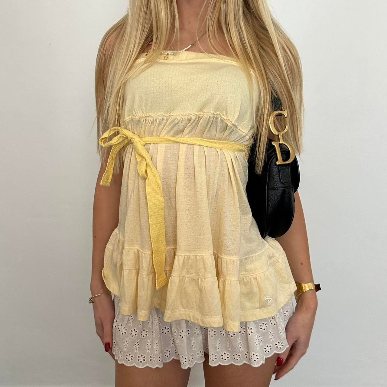 Vintage 2000’s Abercrombie and Fitch yellow babydoll top