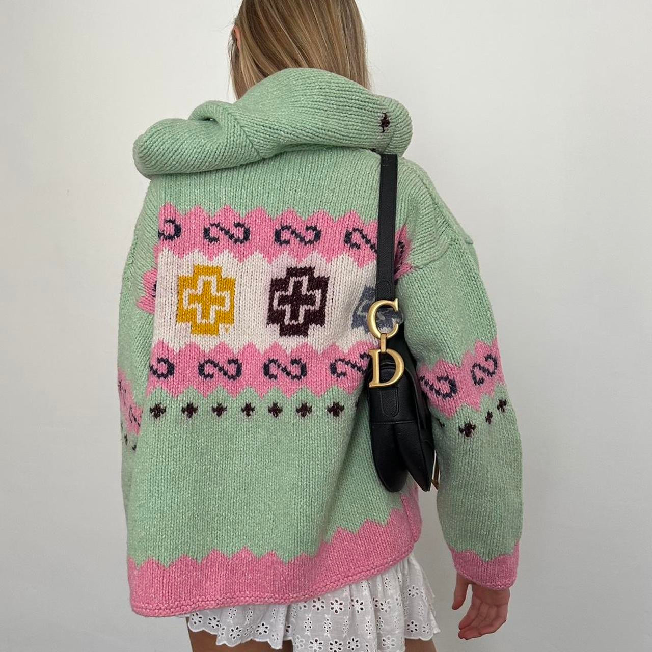 Vintage handmade design knit cardigan
