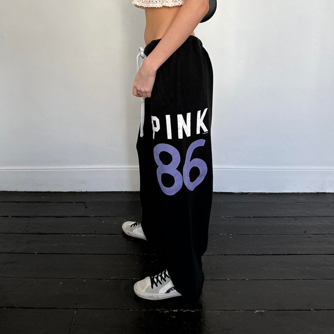 Vintage 2000’s Victoria’s Secret black sweatpants