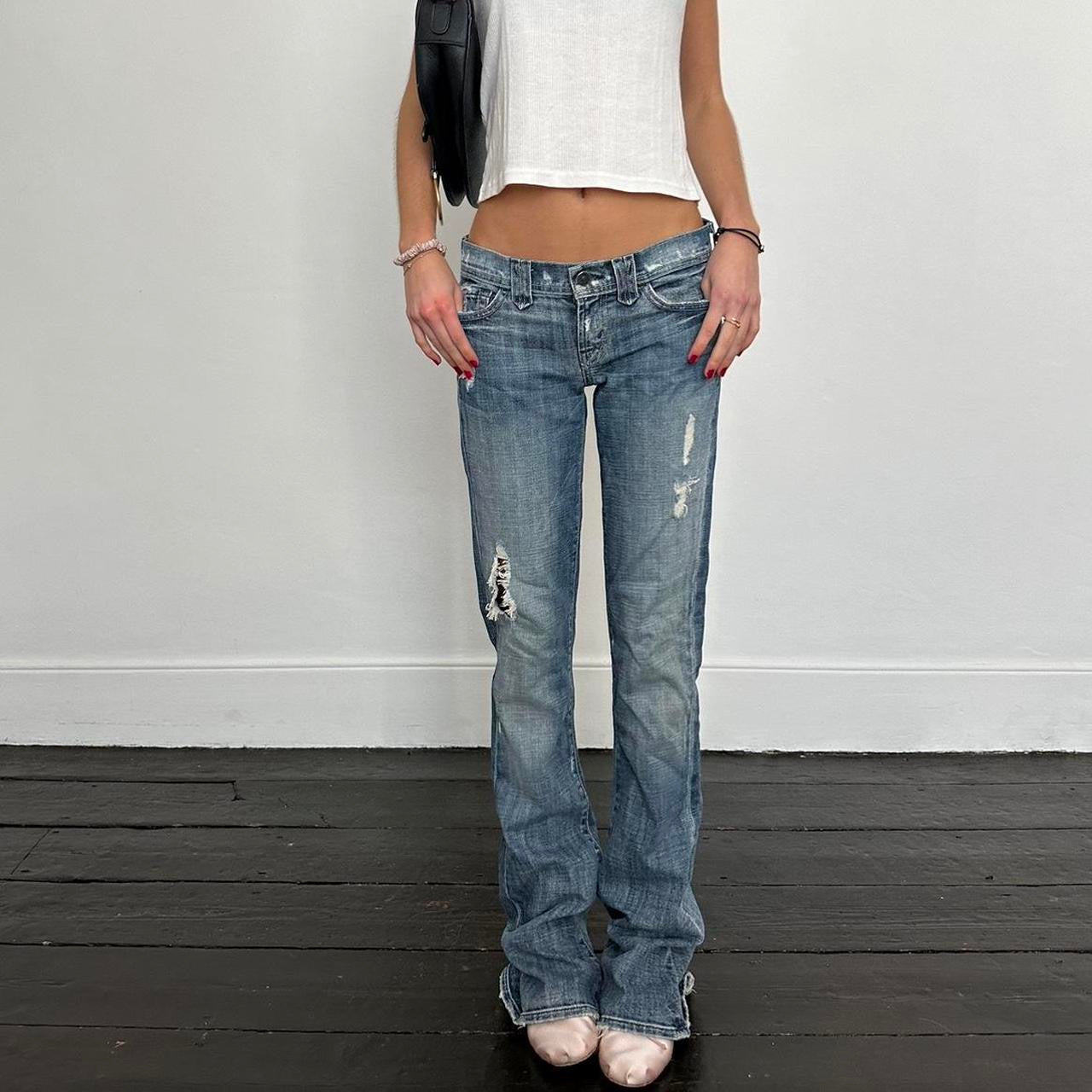 Vintage 2000’s blue distressed ripped jeans