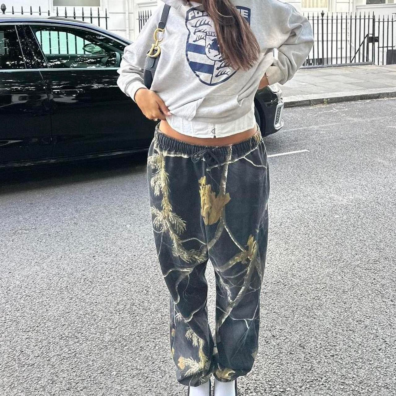 Vintage 90’s camouflage oversized sweatpants