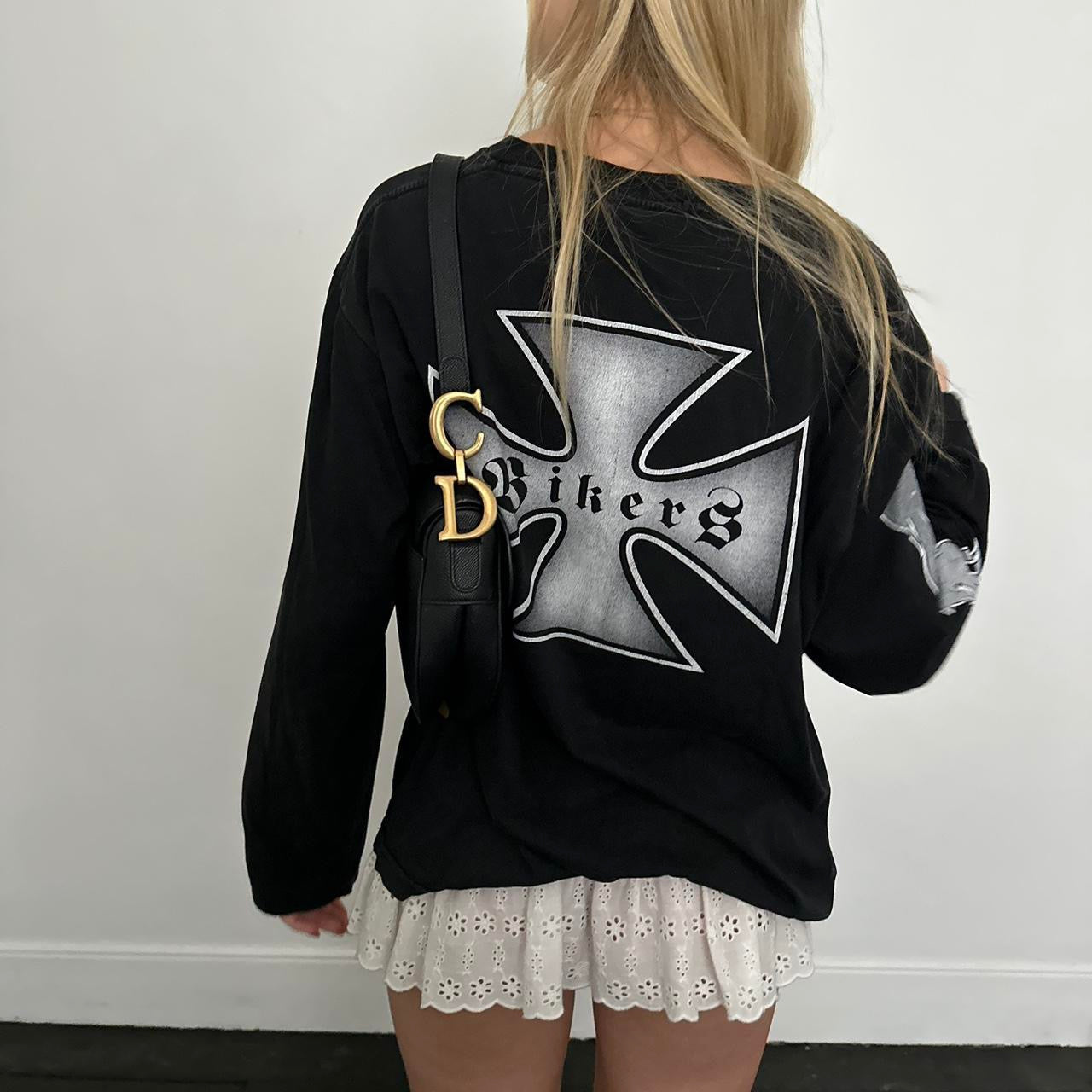 Vintage 90’s Skater grunge long sleeve black top