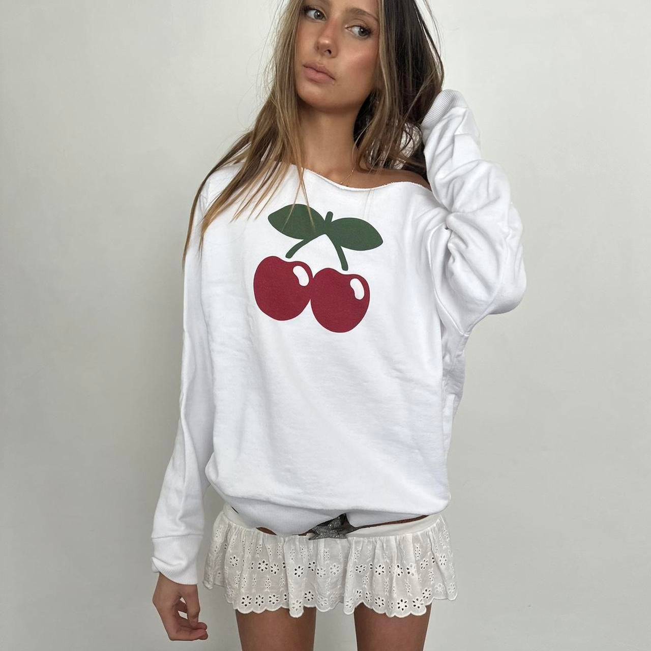 Vintage cherry sweatshirt ππ