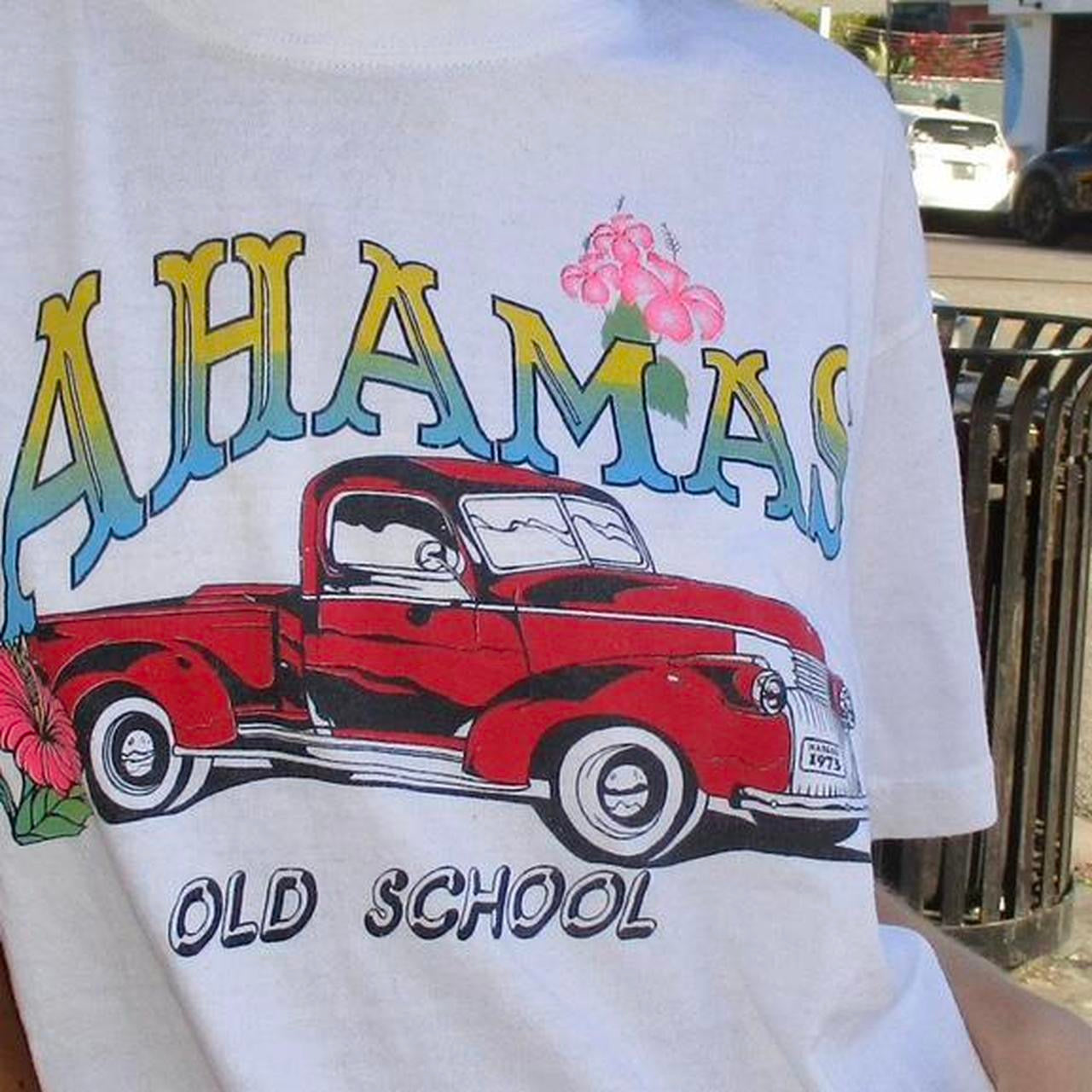 Vintage 90’s Bahamas graphic fun T-shirt