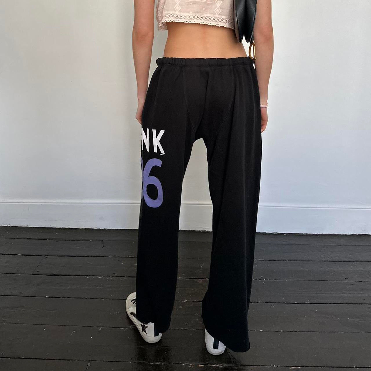 Vintage 2000’s Victoria’s Secret black sweatpants