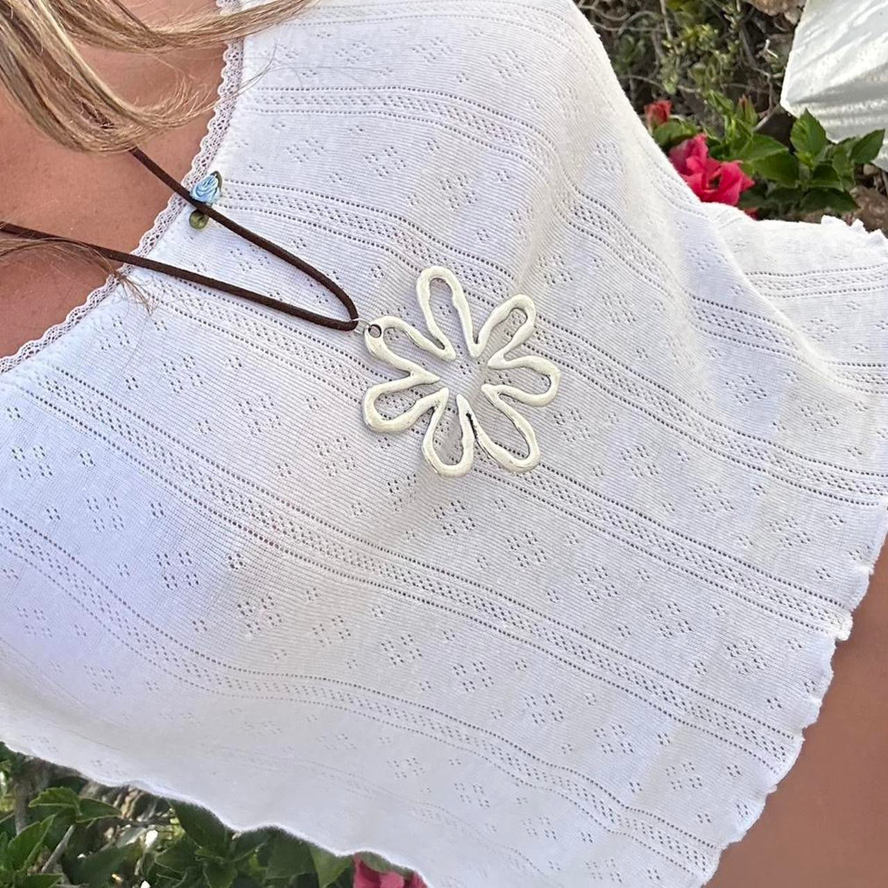 Vintage flower necklace