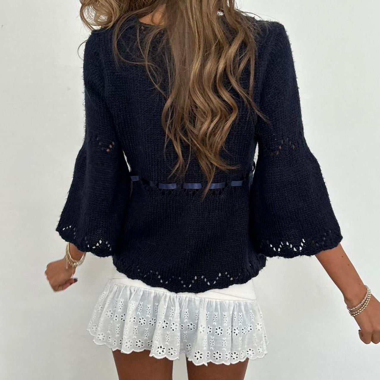 Vintage 90’s navy knitted cardigan