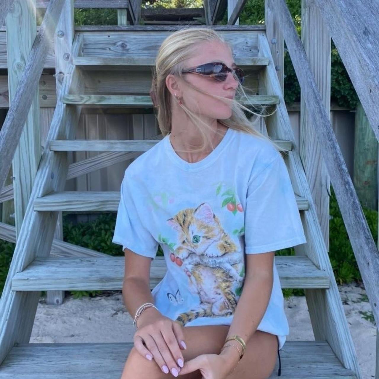 Vintage cute kitten and cherries 🍒 oversized tee