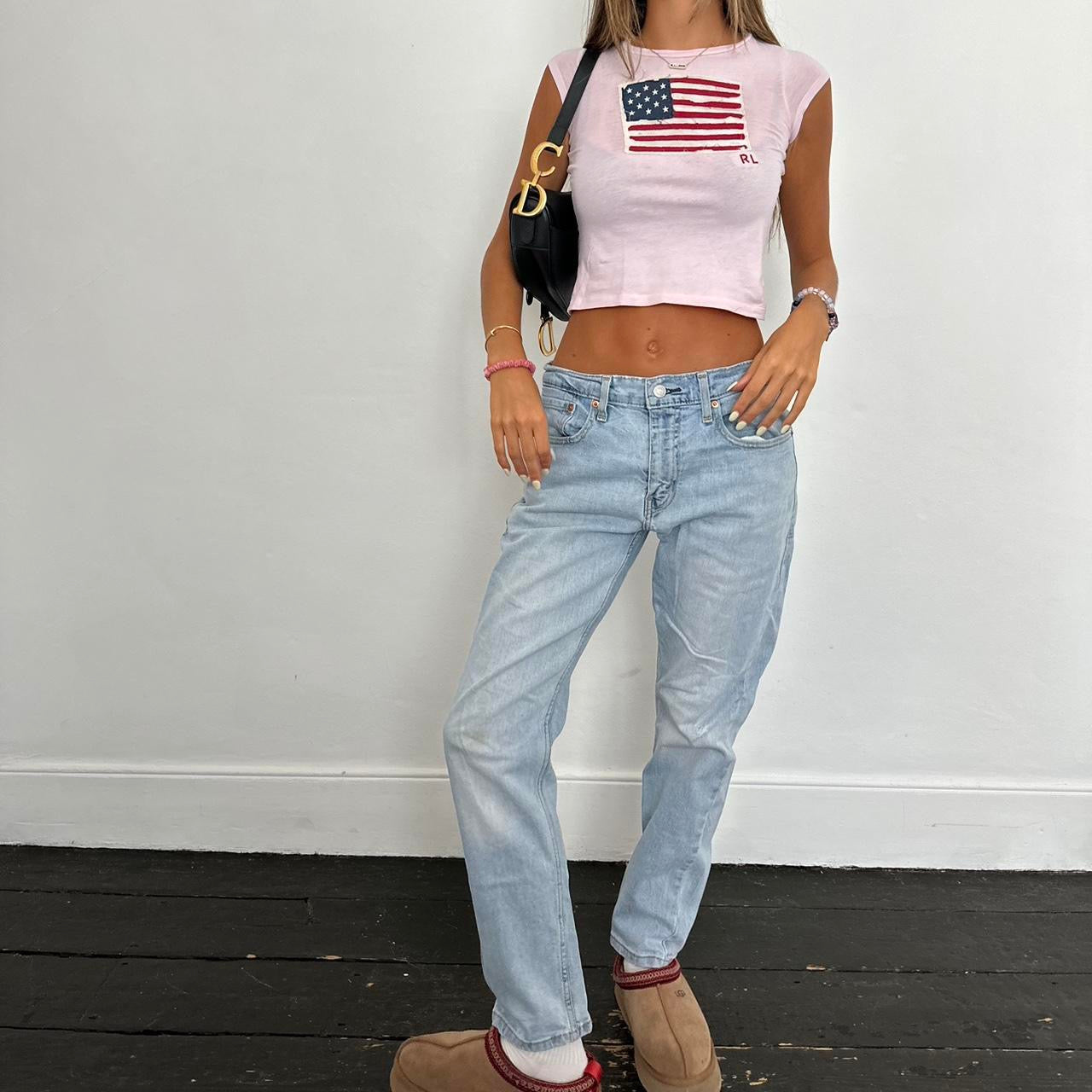 Vintage Levi’s blue wash jeans 🩵