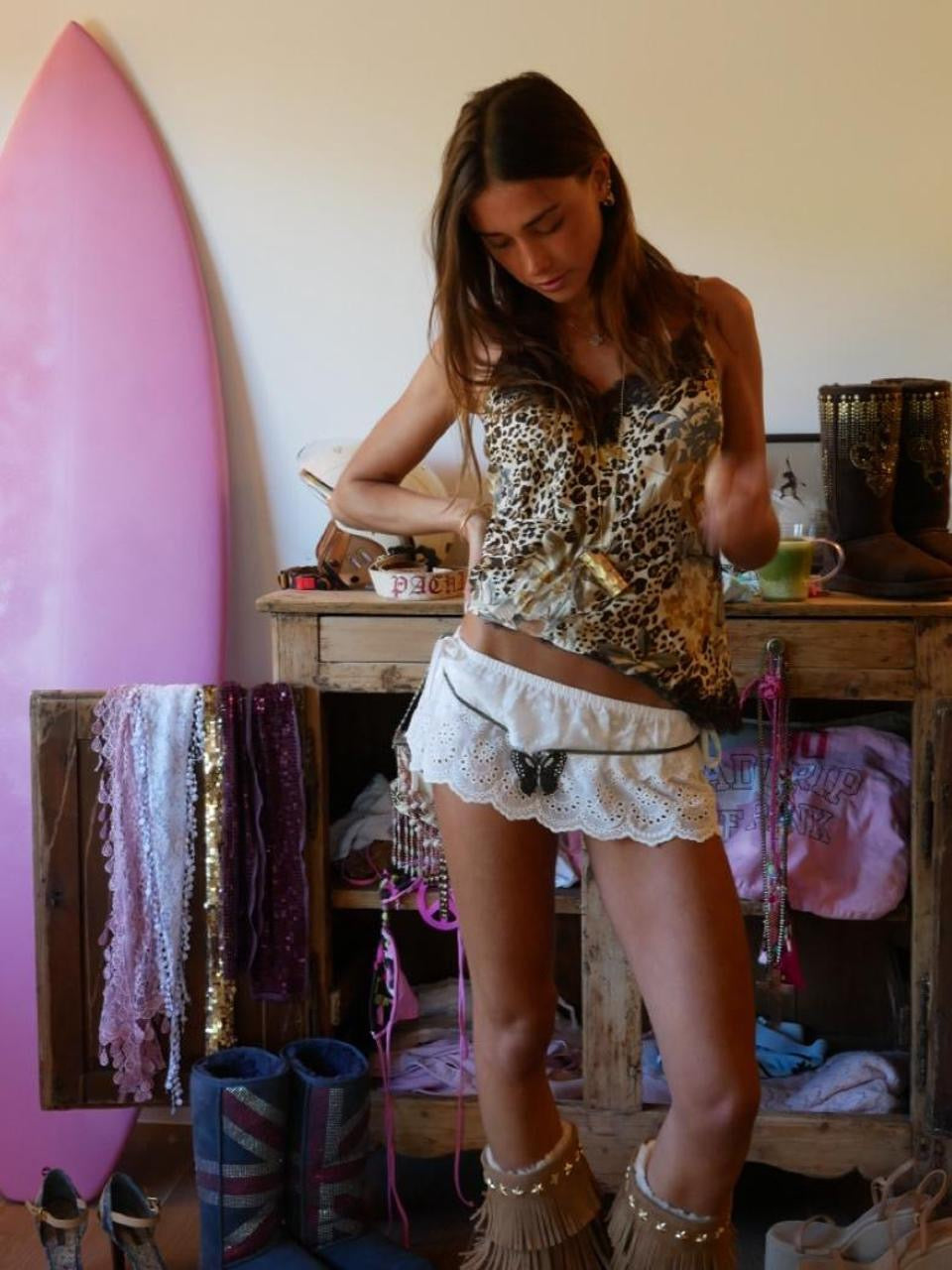 Vintage 00’s leopard black lace detailing cami top