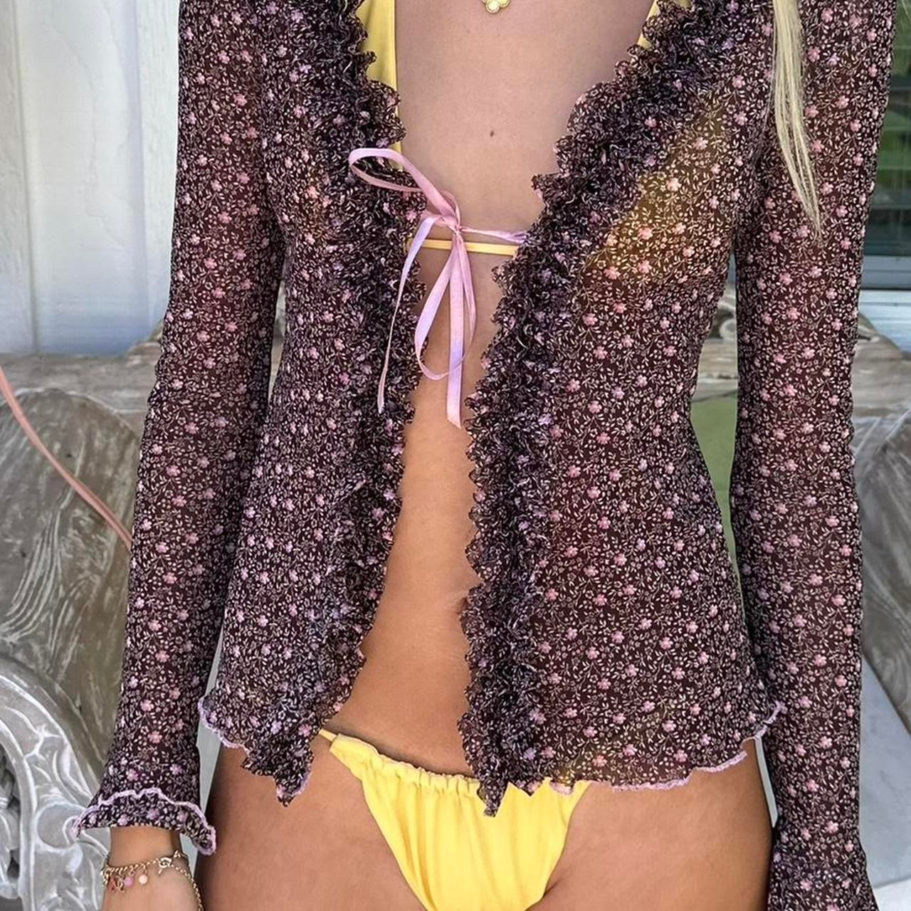 Vintage 90’s brown and pink floral mesh tie up top