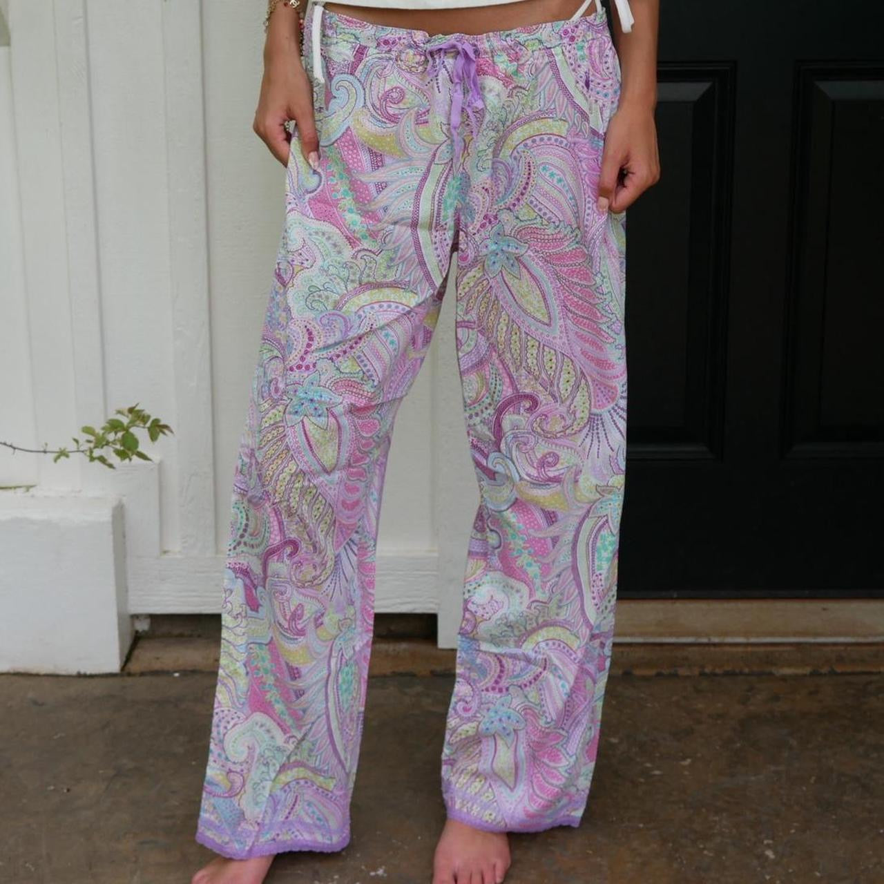 Vintage 2000’s Victorias Secret paisley pj pants