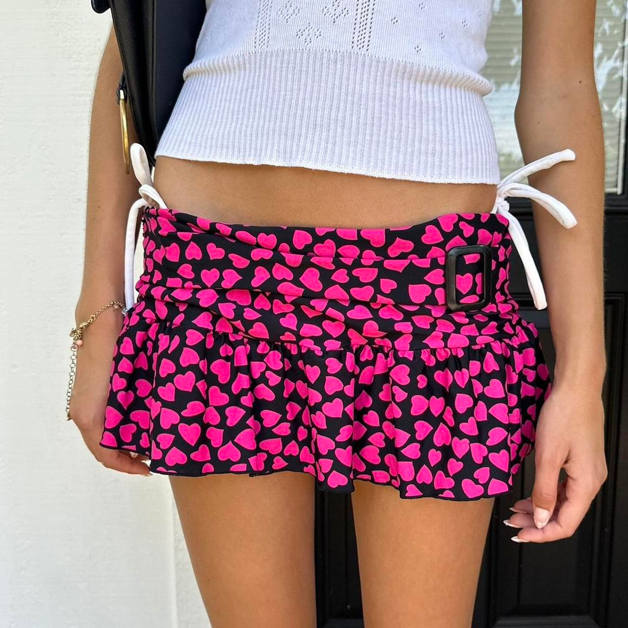 Vintage 90’s hearts pink mini skirt