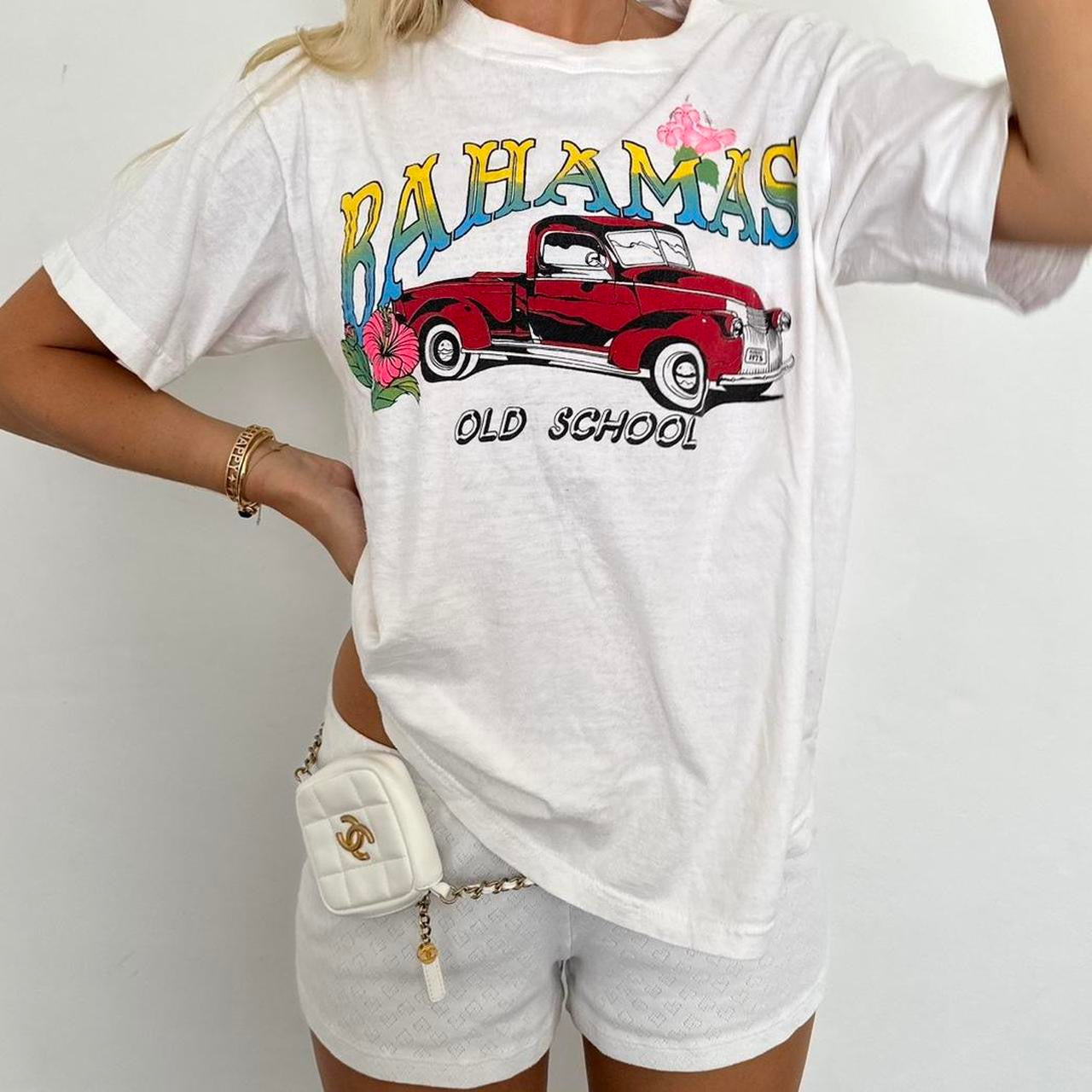 Vintage 90’s Bahamas graphic fun T-shirt