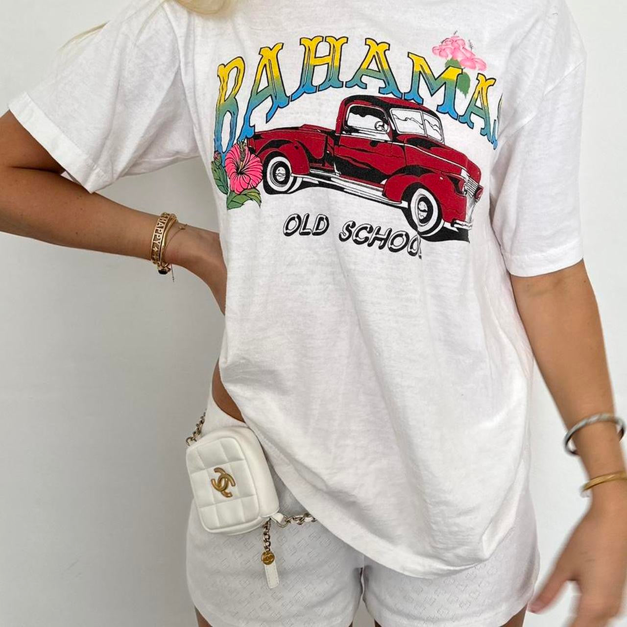 Vintage 90’s Bahamas graphic fun T-shirt