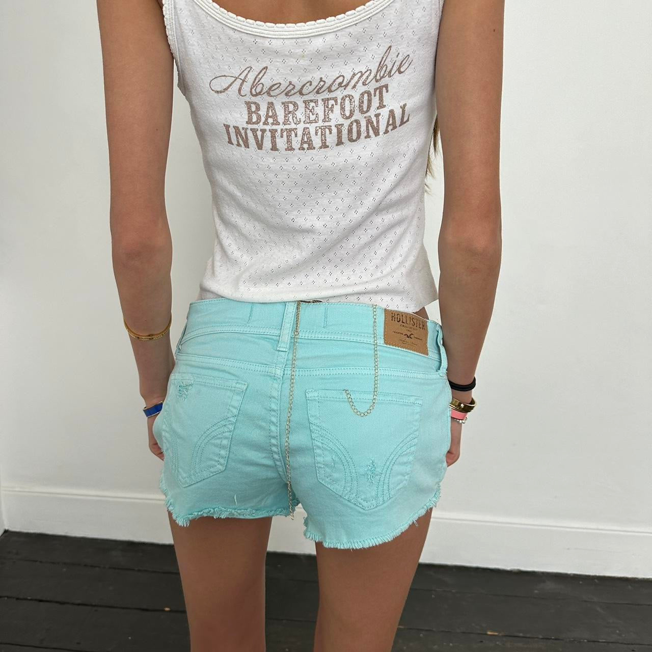 Vintage Hollister aqua early 2000s shorts 🩵🐬