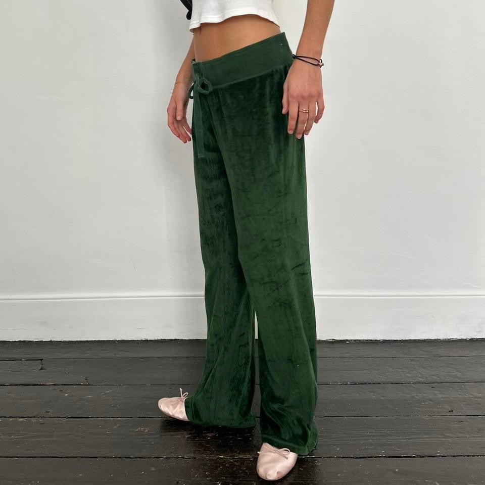 Vintage Victoria’s Secret green velvet pants