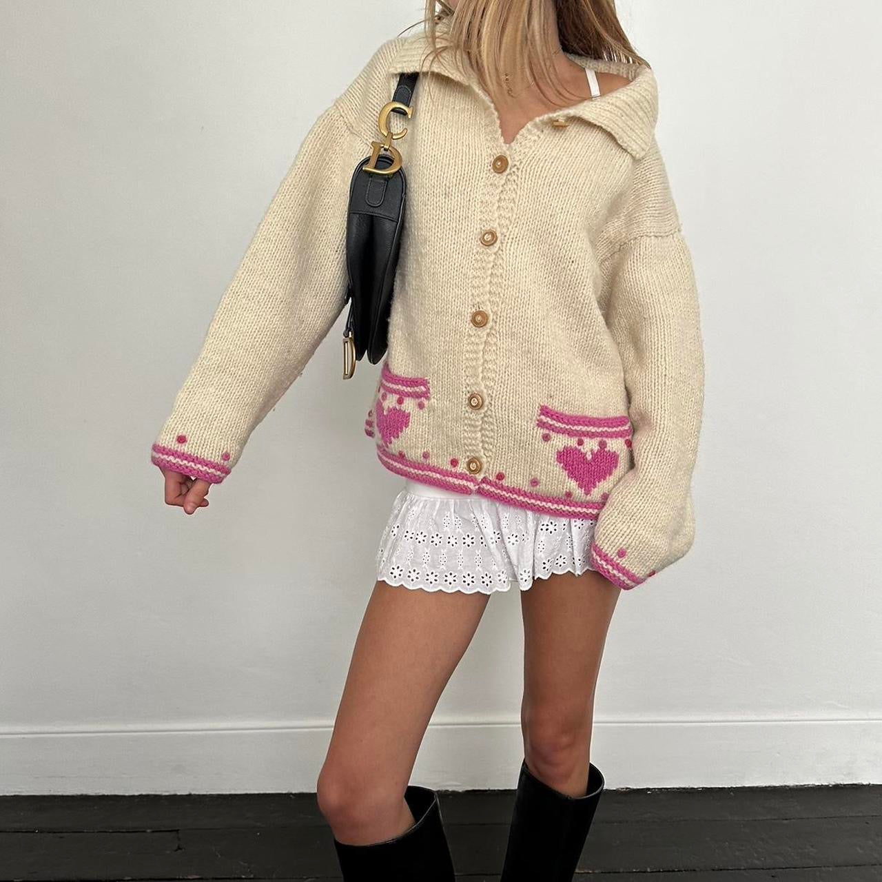 Vintage 90ās cream knit heart cardigan