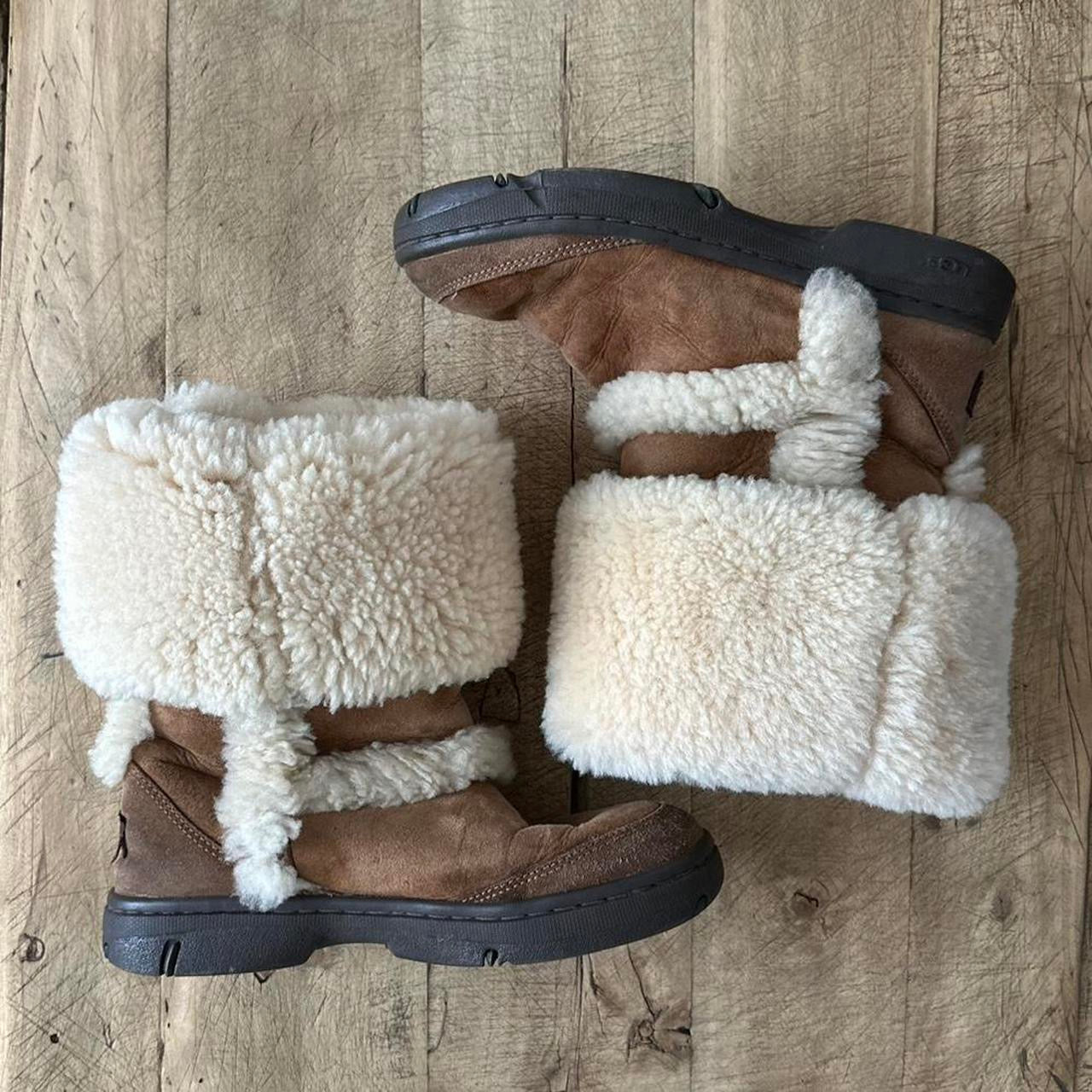 Vintage 2000's foldover Ugg boots – Chelsea Thrift