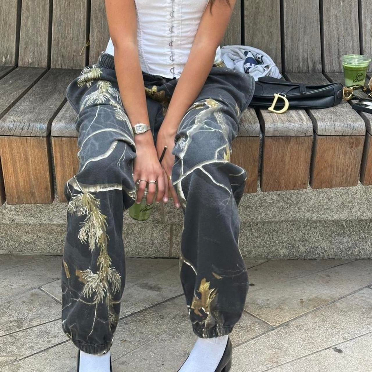 Vintage 90’s camouflage oversized sweatpants