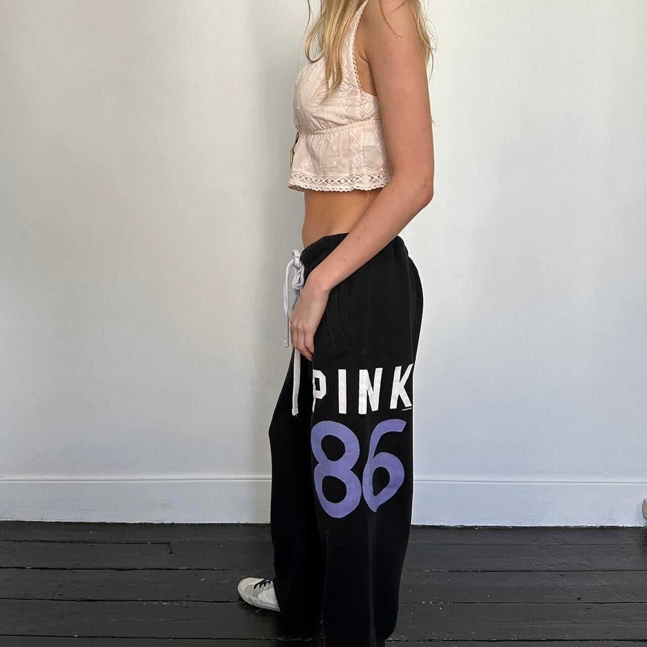 Vintage 2000’s Victoria’s Secret black sweatpants