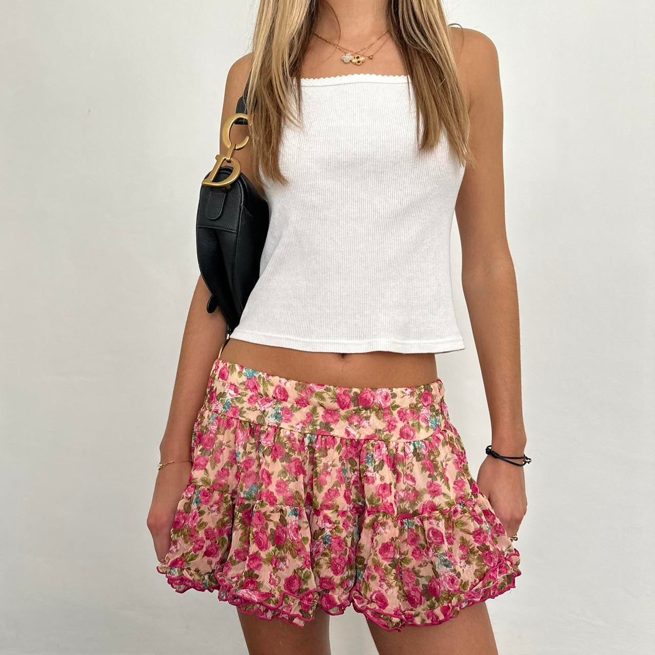 Vintage 90’s pink floral mini skirt