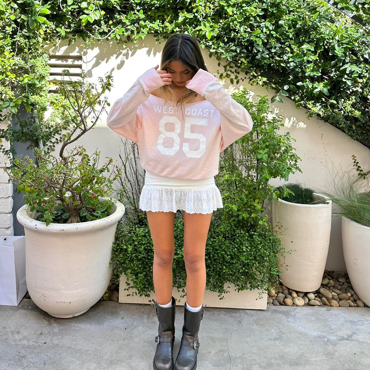 Vintage early 2000s LA girl pink West Coast sweatshirt ๐ฉท๐ผ๐ผ