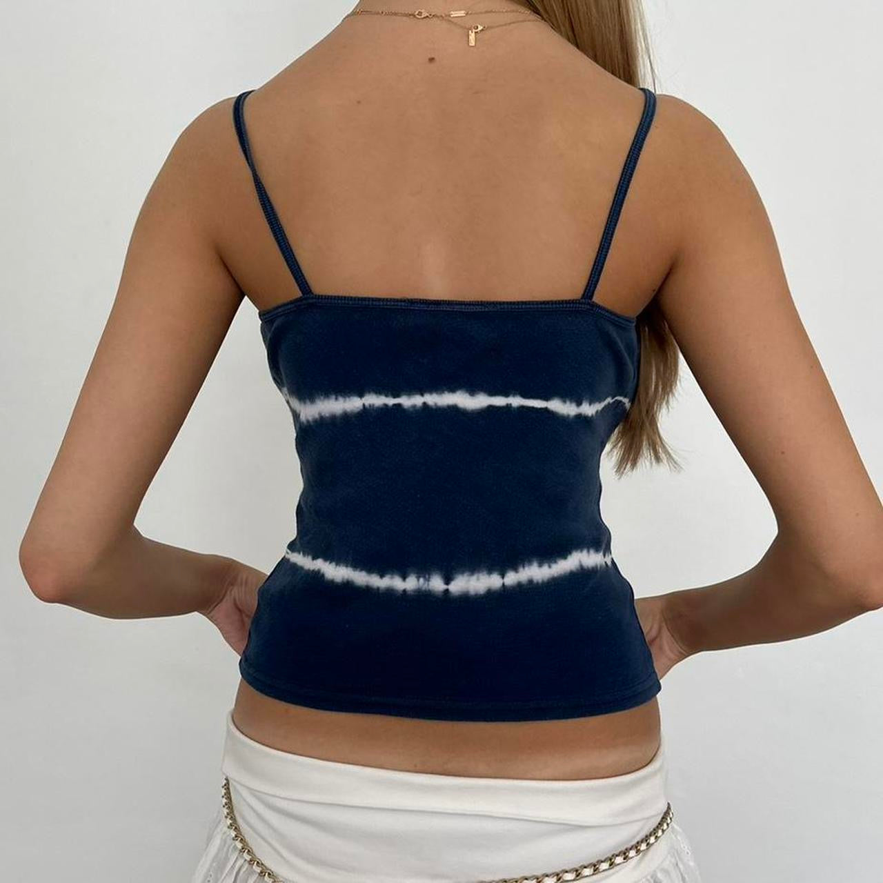 Vintage 2000’s navy and white tie dye cami top with lace trim
