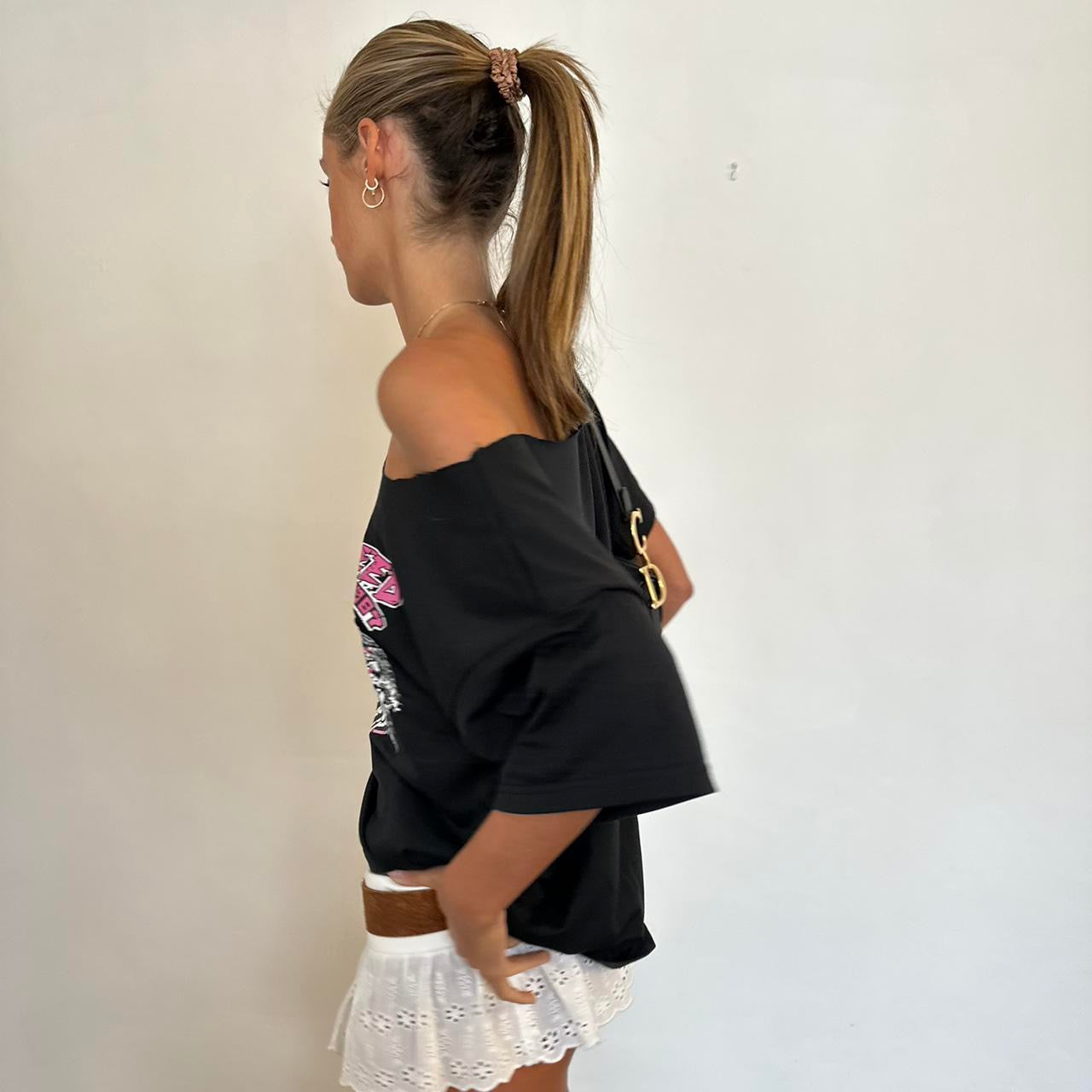 Vintage black and pink race car top 🖤