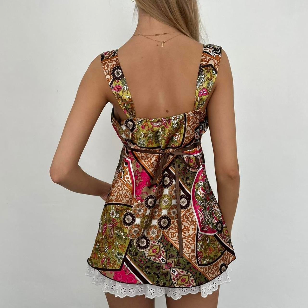 Vintage 2000’s floral babydoll top