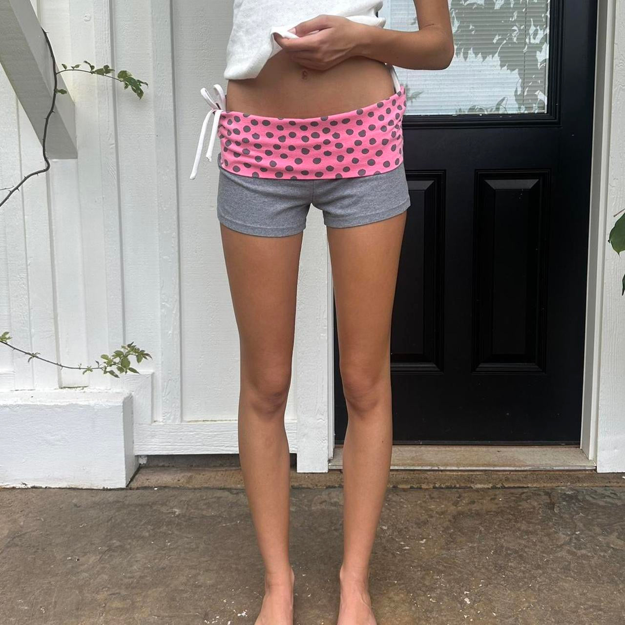 Vintage 2000’s pink polka dots yoga shorts