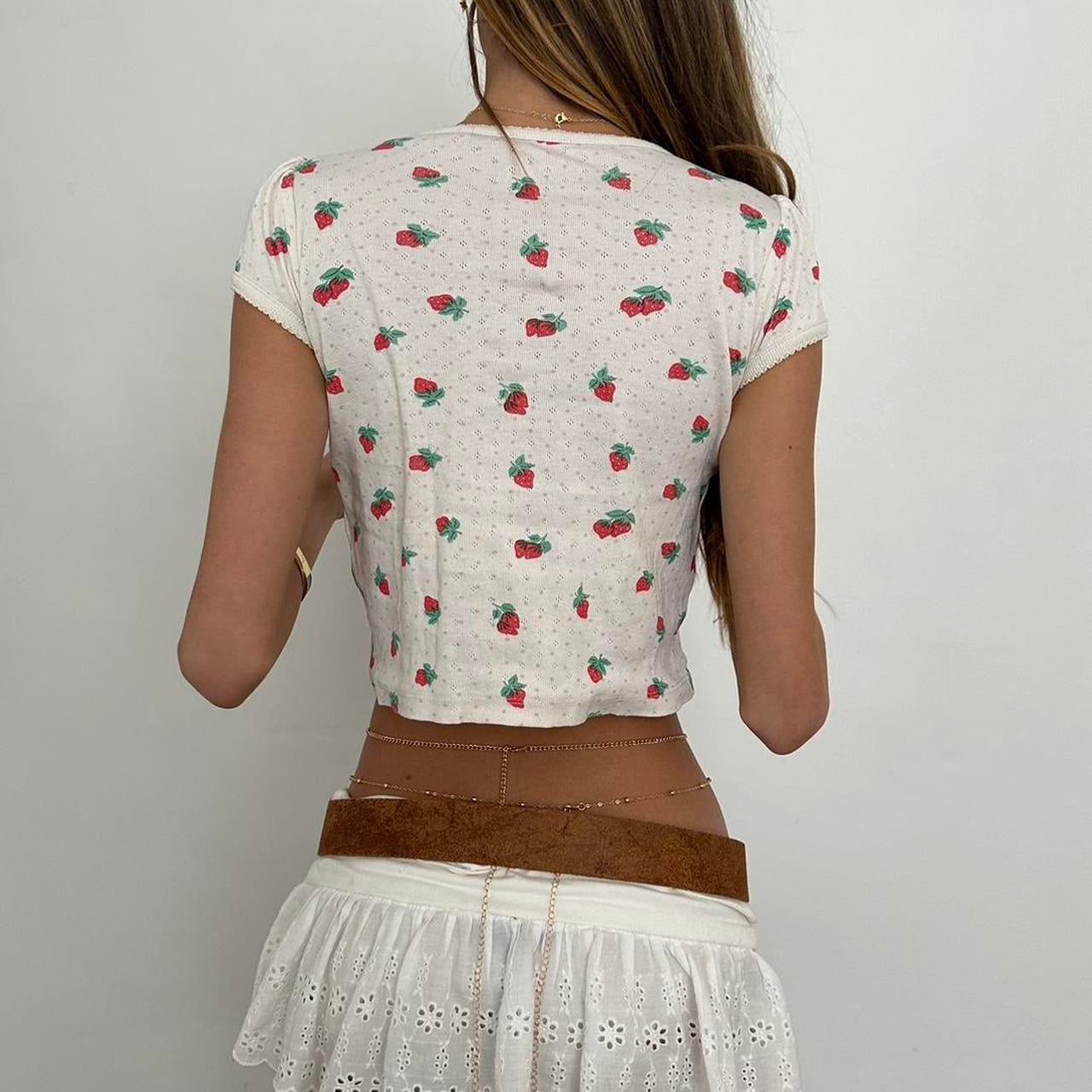 Vintage strawberry pointelle baby tee ๐๐งบ