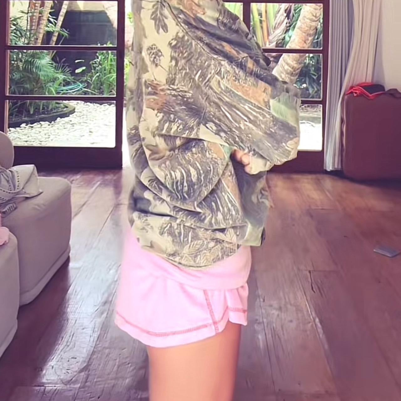 Vintage early 2000s pink mini skirt