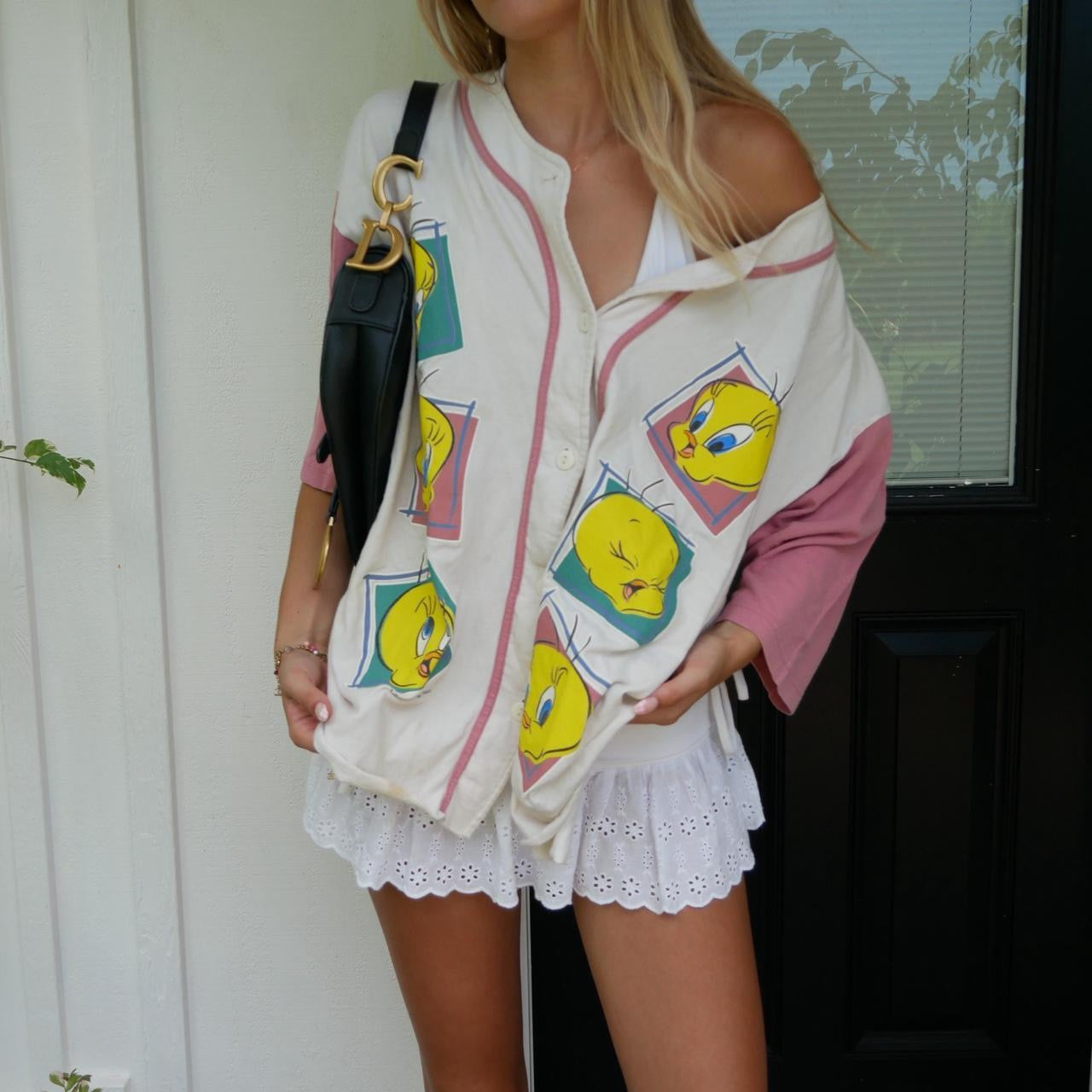 Vintage 2000’s Looney Tunes jersey