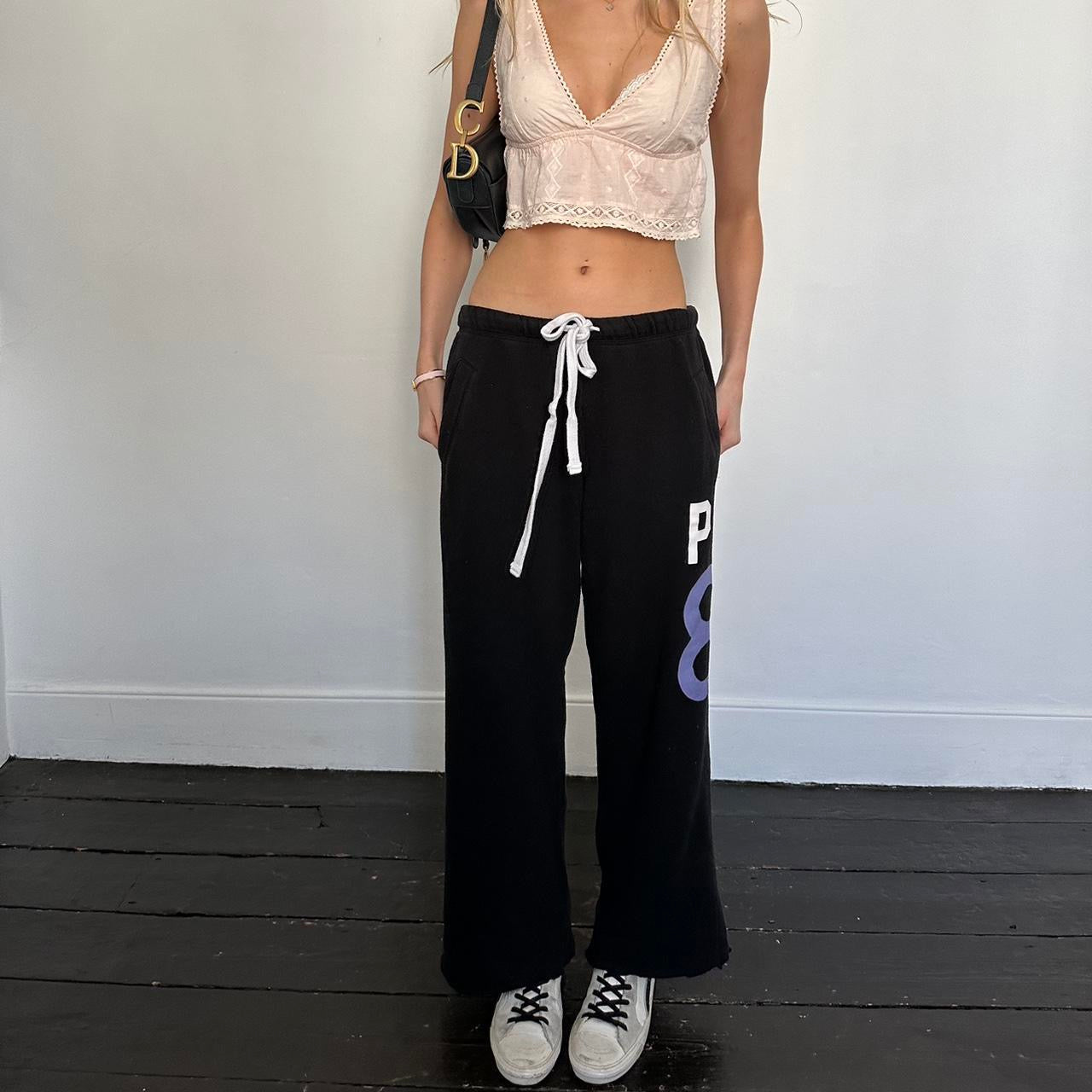 Vintage 2000’s Victoria’s Secret black sweatpants
